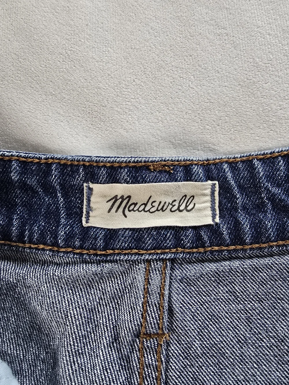Madewell▪️The Curvy Perfect Jean Short High Waisted in Light Blue Denim